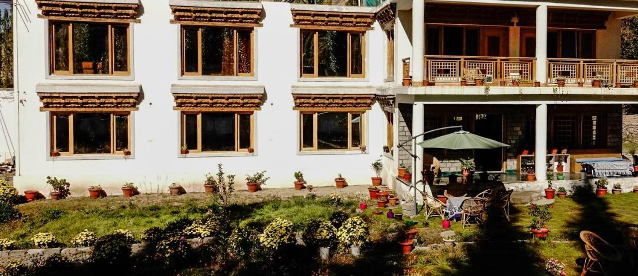 Отель Ladakh Eco House Лех Экстерьер фото